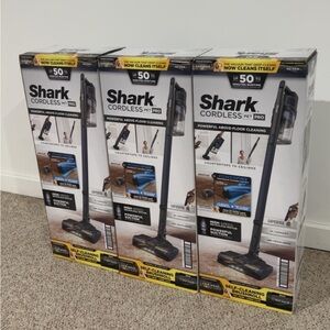 Shark Cordless Pet Pro Vacuum